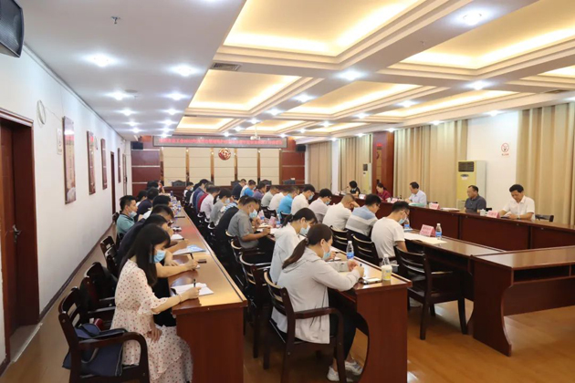 市總工會履職盡責(zé)維護(hù)職工合法權(quán)益，創(chuàng)造和諧社會環(huán)境喜迎二十大