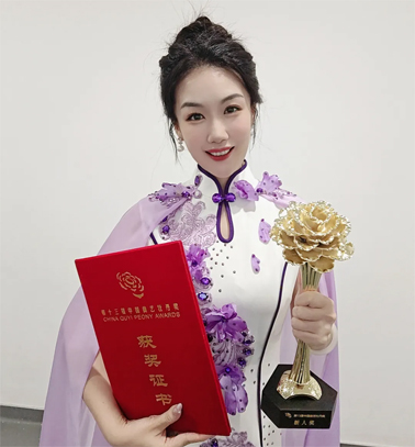 以“非遺”傳唱“非遺” ！梧州粵曲演員鐘杏沂摘“牡丹”